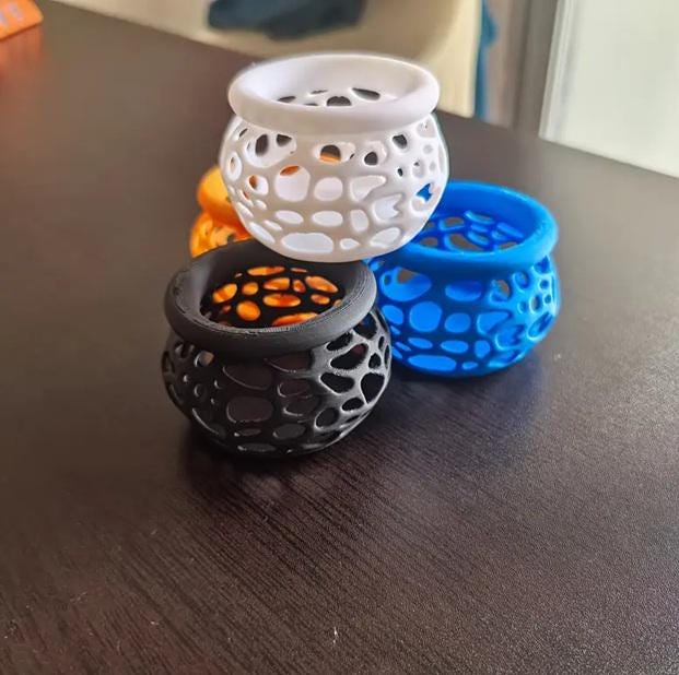 Floating Feeding Gazebo For Shrimps & Fishes. Benefits of Targeted Feeding. Aquatic Dining Experience. Promote Healthy Shrimp Diets.