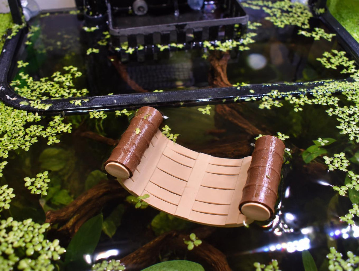 Natural Look Floating Betta Fish Hammock
