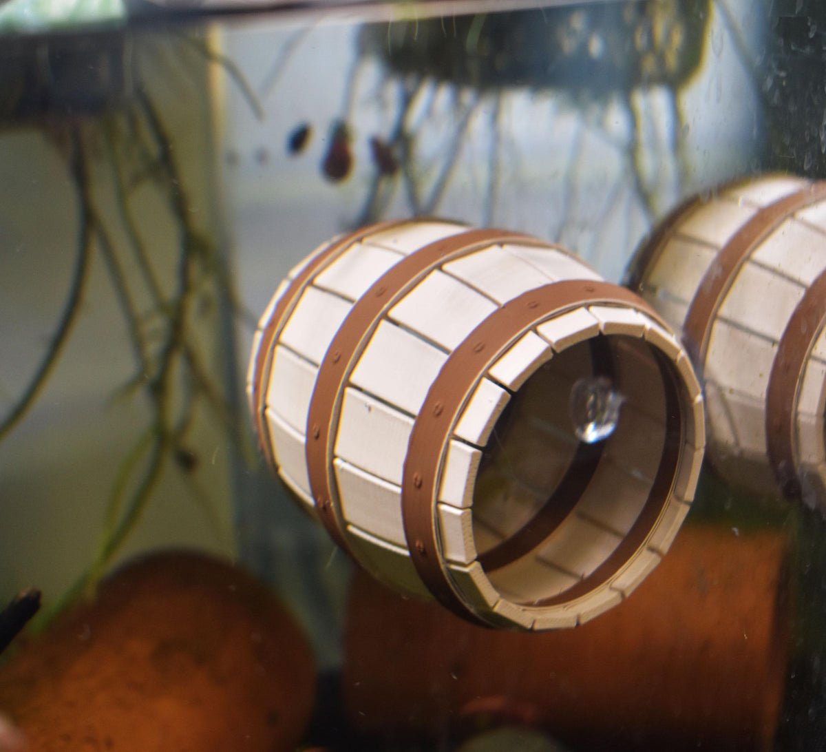 Wooden Barrel Tunnel For Betta Fish Hide Out